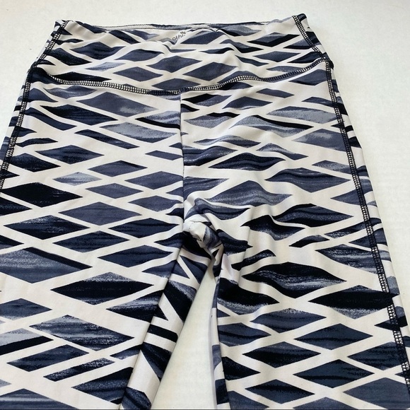 Athletic Collection | Yoga Leggings Sz M - Picture 2 of 7